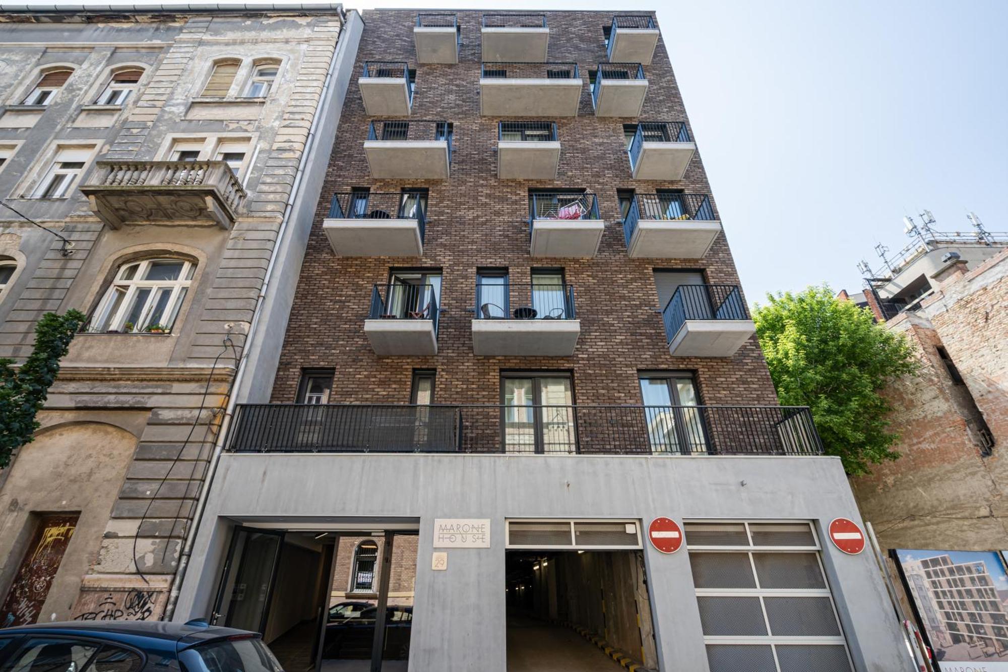 Peter Apartment With Terrace Βουδαπέστη Εξωτερικό φωτογραφία
